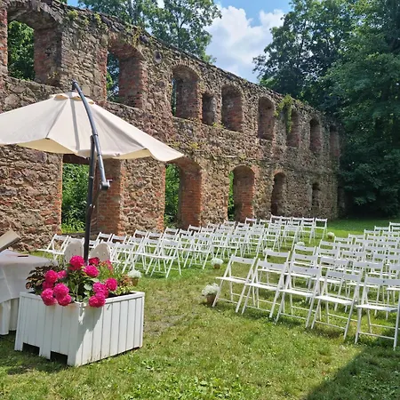 ホテル Kloster Nimbschen 4 Sterne