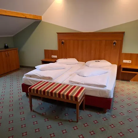 ホテル Kloster Nimbschen 4 Sterne