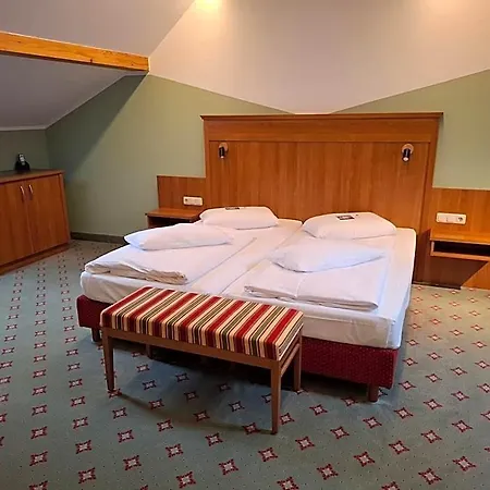 Kloster Nimbschen 4 Sterne Hotel 4*